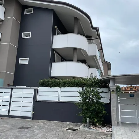 Olivia House Lägenhet